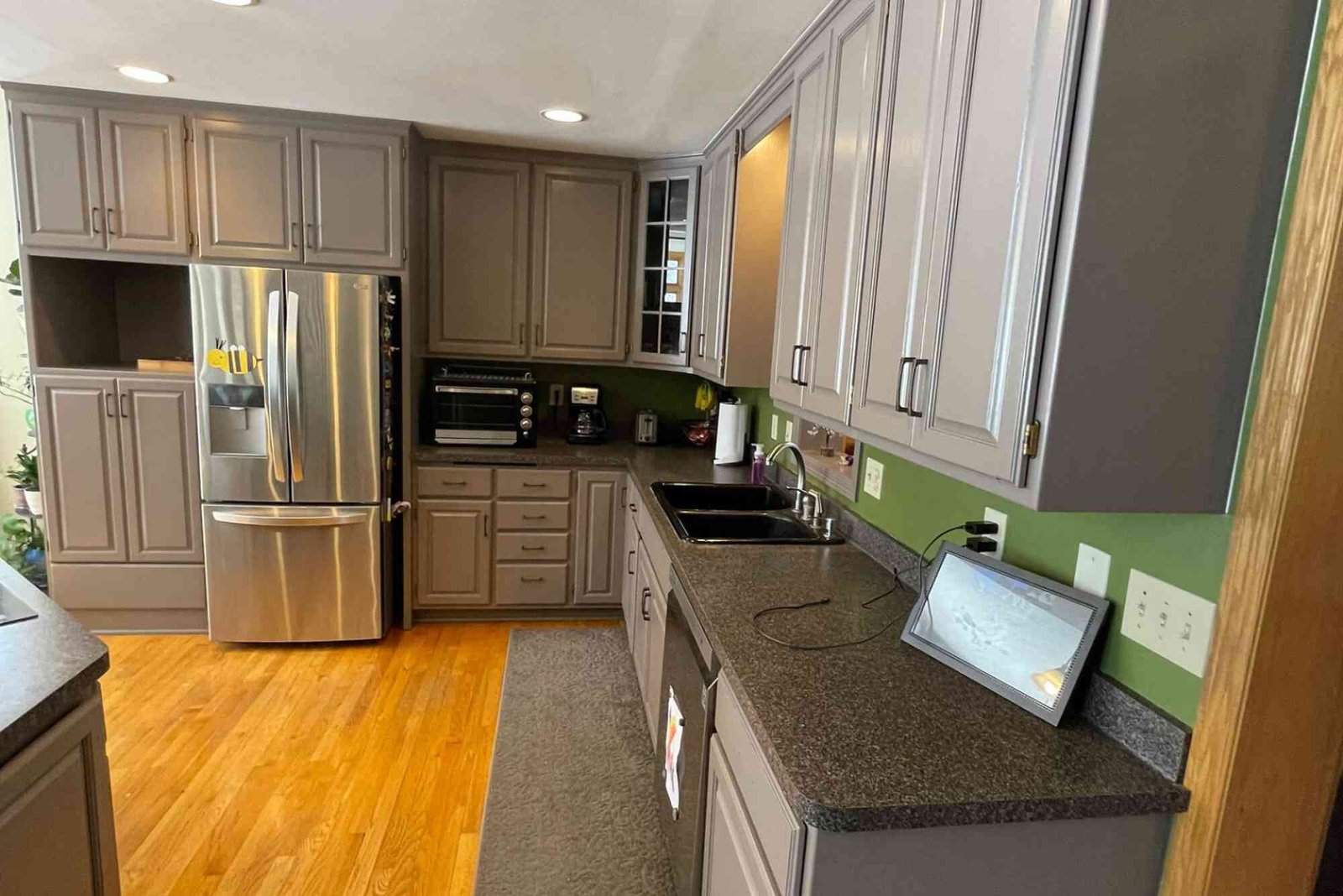 Cabinet Staining in Kansas City, MO